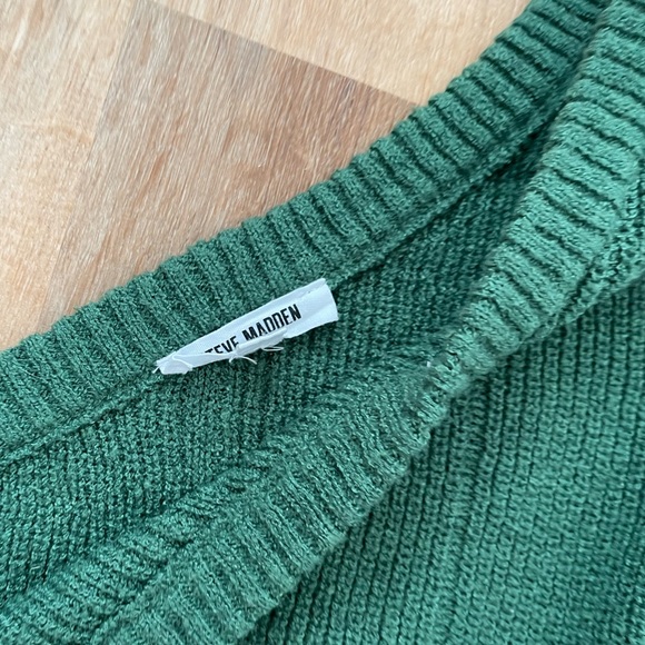 Steve Madden One Shoulder Sweater - Picture 6 of 7